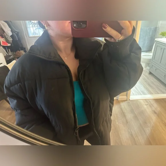 Black Oversized Puffer Jacket - Picture 2 of 4